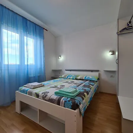 Apartment & 2116 Fazana