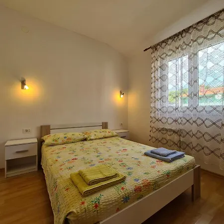 & 2116 Apartment
