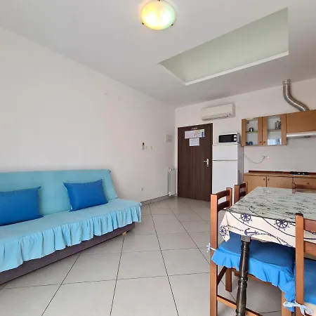 & 2116 Apartment